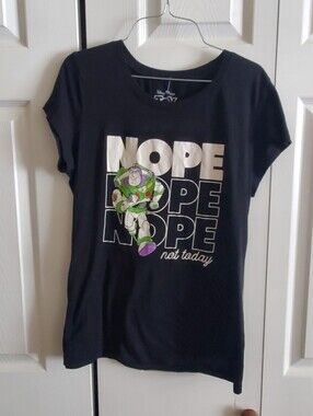 Disney Pixar Buzz lighttear Toy Story Black Tshirt XL(15/17).